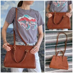 Elegant I Medici Firenze Brown Italian Leather Handbag With Strap